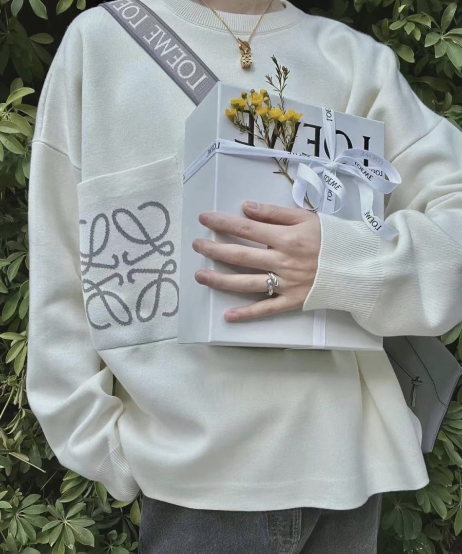 Knitwear. Womens dress