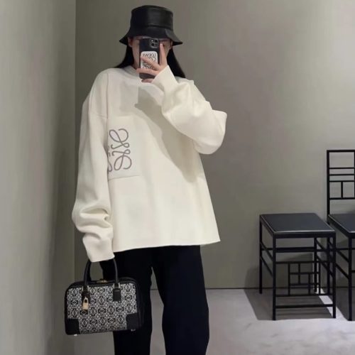 Knitwear. Womens dress