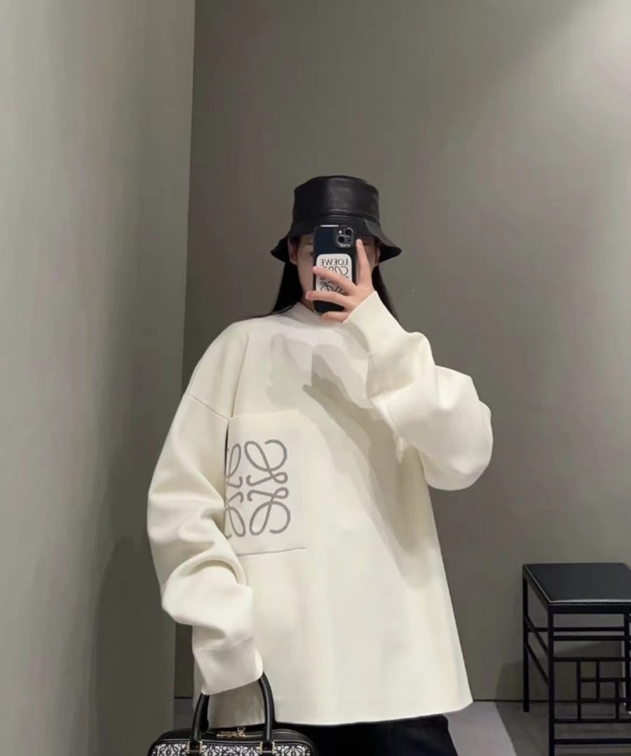 Knitwear. Womens dress