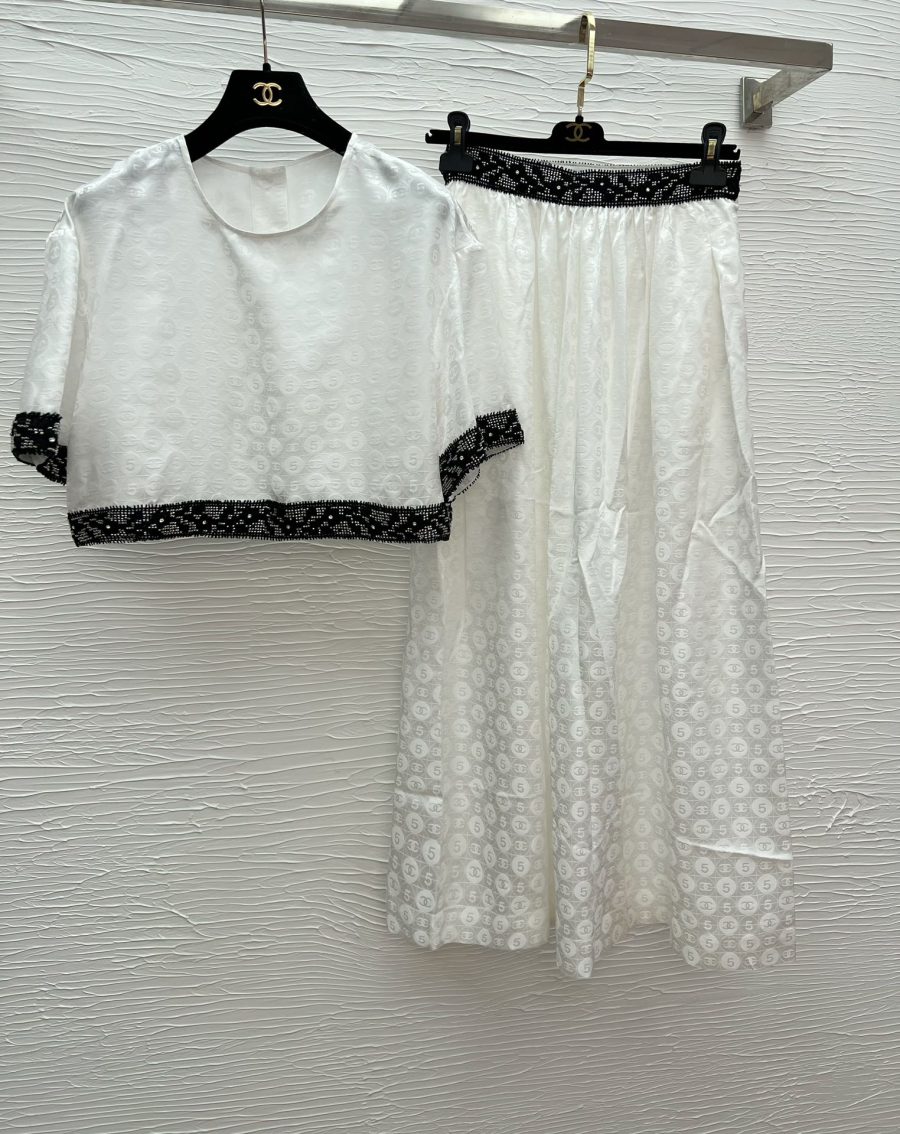 Casual set. Womens dress