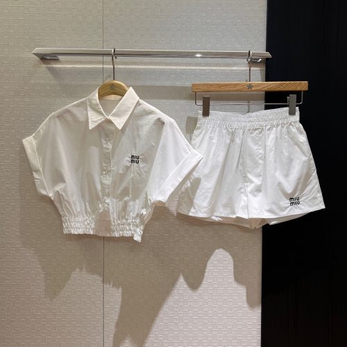 Casual set. Womens dress