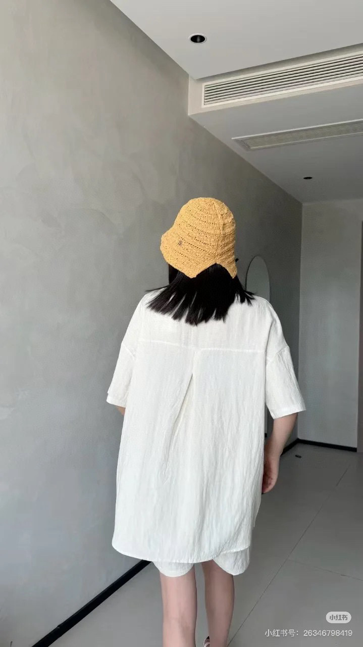 Casual set. Womens dress