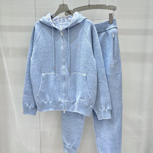 Casual set. Womens dress