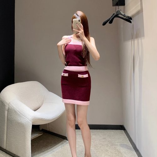 Casual set. Womens dress