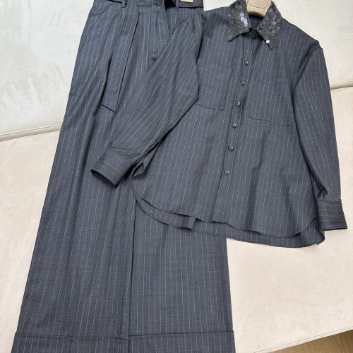 Casual set. Womens dress