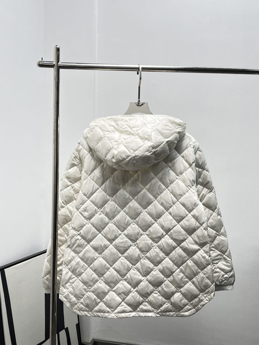 Down Jackets. Womens dress