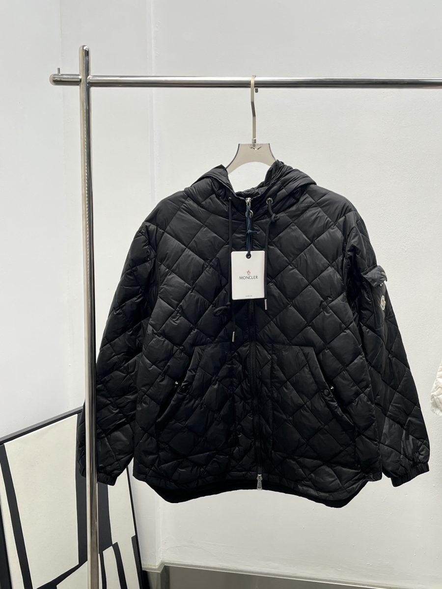 Down Jackets. Womens dress